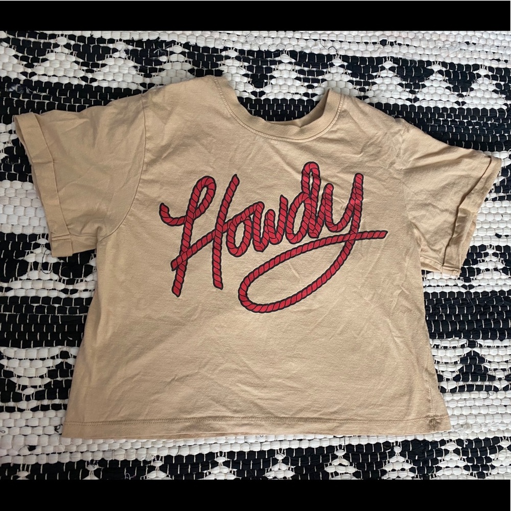 Crop top tee